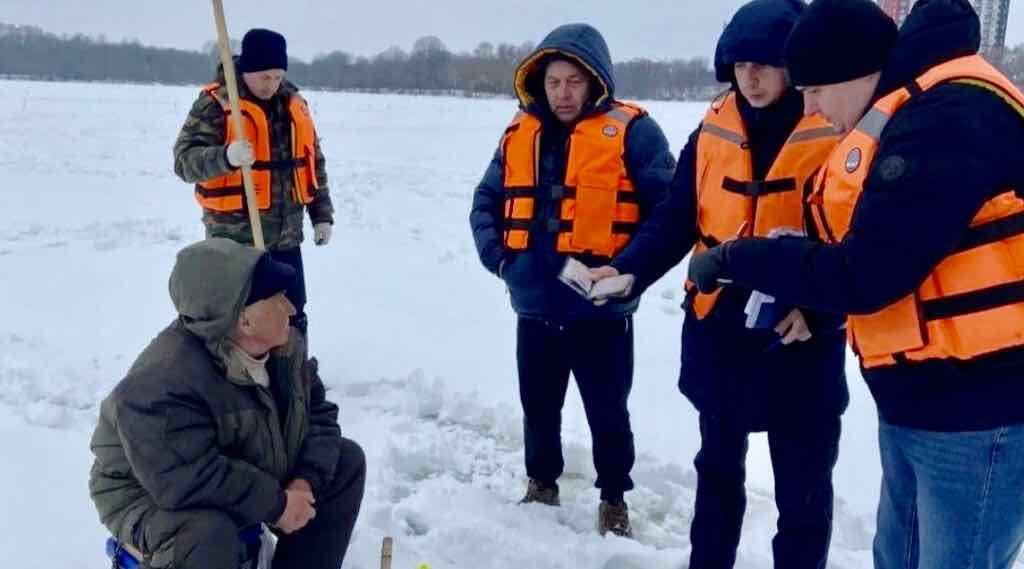 В Бежицком районе Брянска провели рейд безопасности на водоёмах