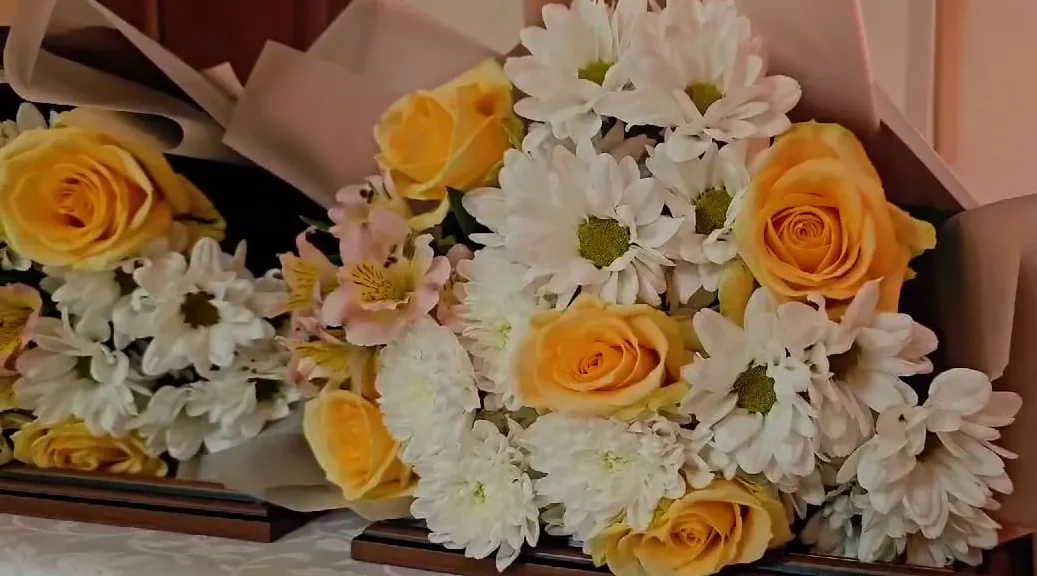 Губернатор Александр Богомаз поздравил земляков с госнаградами