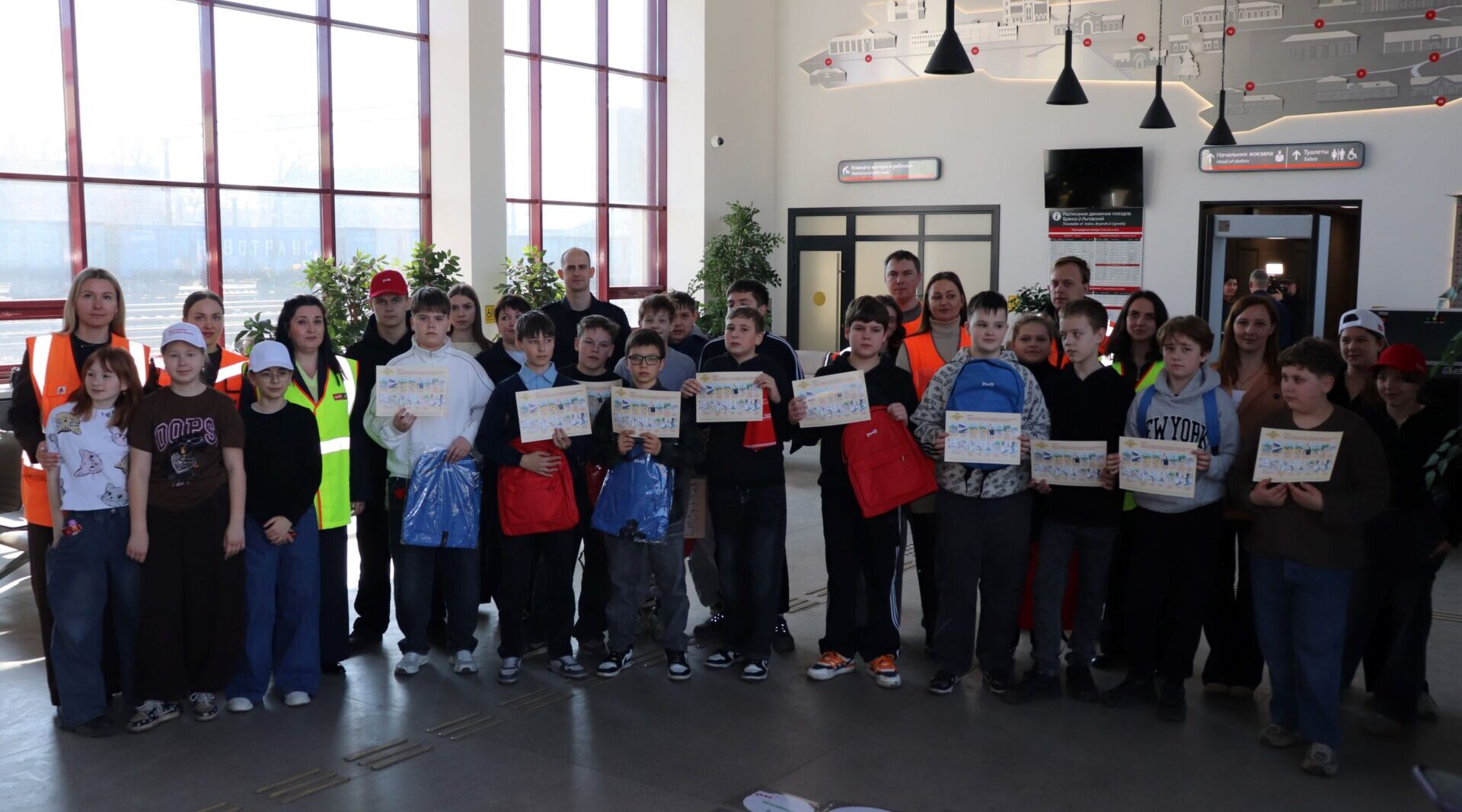 Школьники приняли участие в акции по  профилактике детского травматизма на МЖД