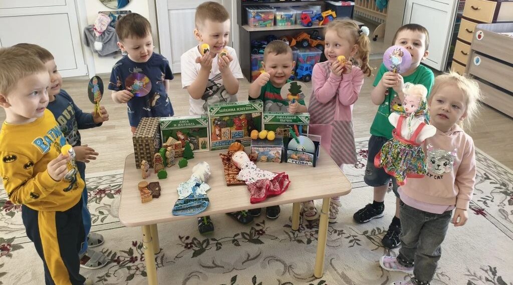 Дошкольники Брянского района сыграли в… театр