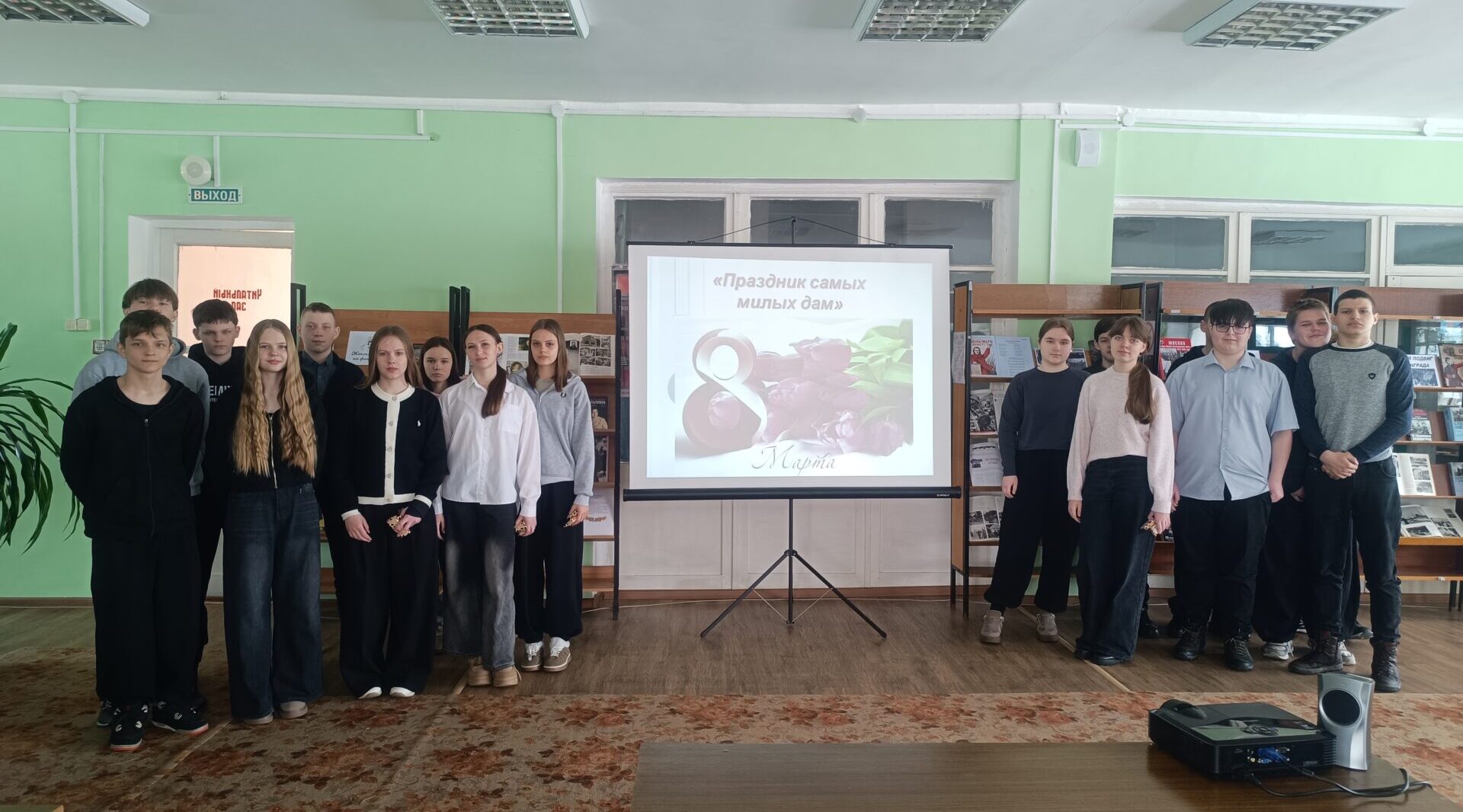 В Комаричах школьники выбрали «Музу весны»