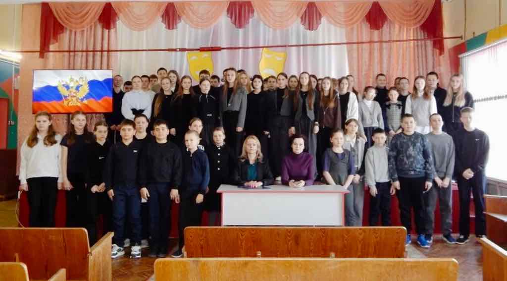 Лопандинские школьники узнали о производстве сахара из первых уст