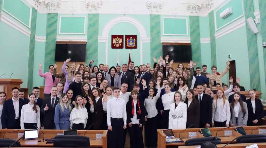 Молодежный парламент Брянской области VIII созыва определил приоритеты работы