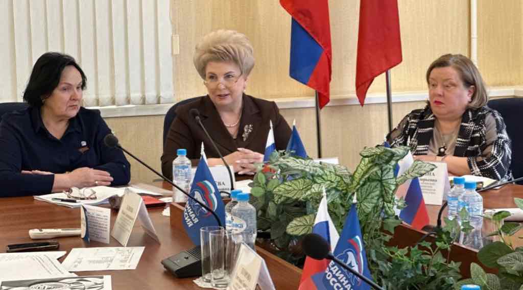 В Брянской области строят и ремонтируют школы, детсады и спортзалы