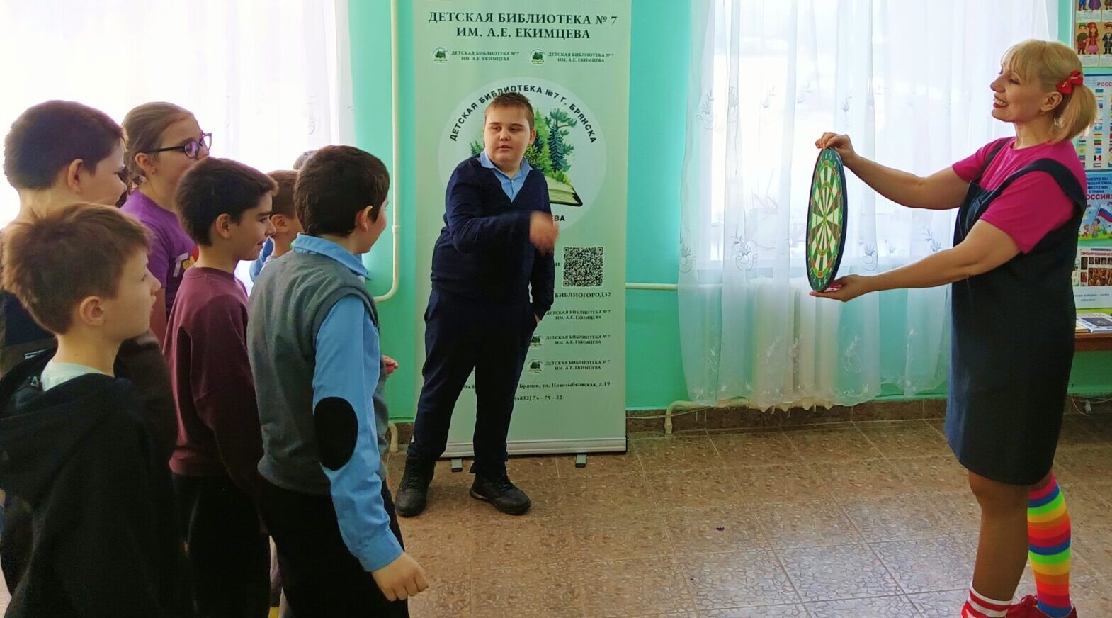 В гости к школьникам Брянска заглянула Пеппи Длинныйчулок