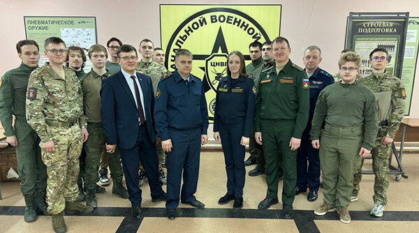 Сотрудники следственного изолятора № 1 УФСИН региона встретились со студентами