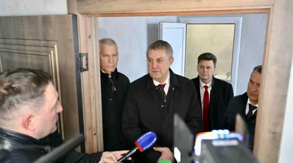 В брянском филиале Сеченовского университета завершили ремонт и завозят мебель