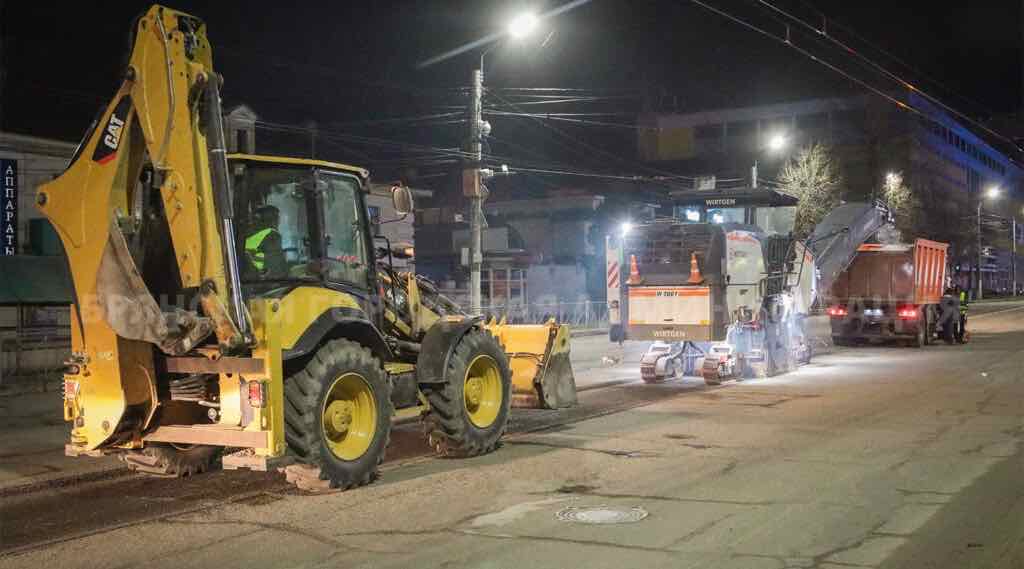 Ночной ремонт улицы Красноармейской в Брянске позволит избежать пробок