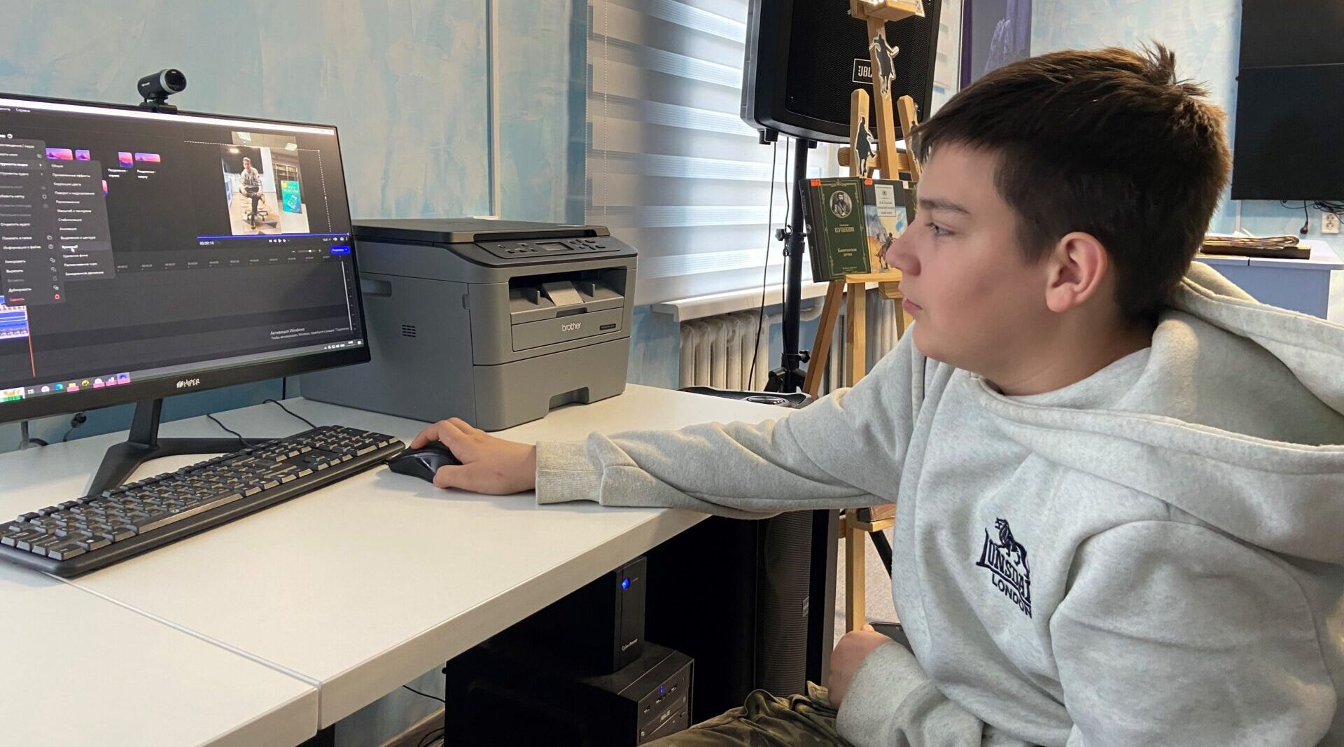 Молодежный клуб «Спектр» из Карачева осваивает искусство создания коротких видеороликов