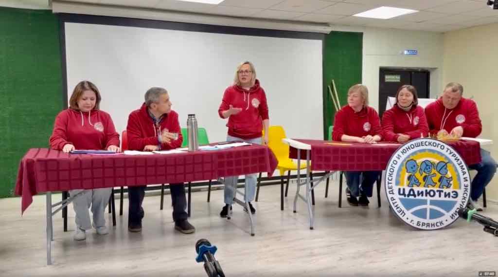 В брянском лагере «Искорка» прошёл фестиваль учреждений допобразования «Огни творчества»