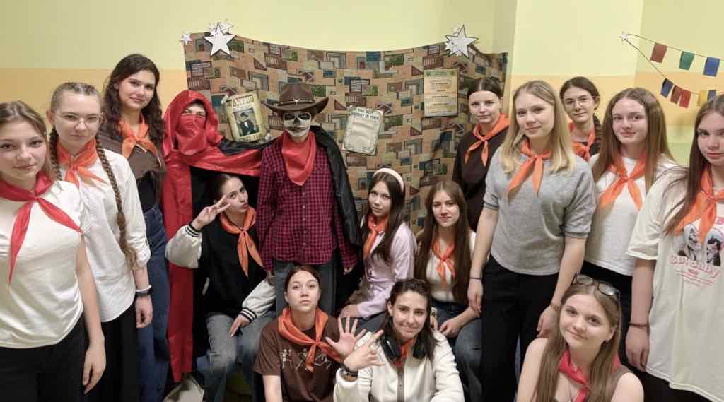 Школьники из Комаричского района стали участниками литературной смены «Живая классика» в Брянске