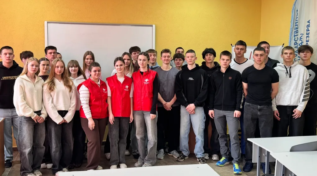 Волонтёры-медики напомнили ровесникам о важности донорства