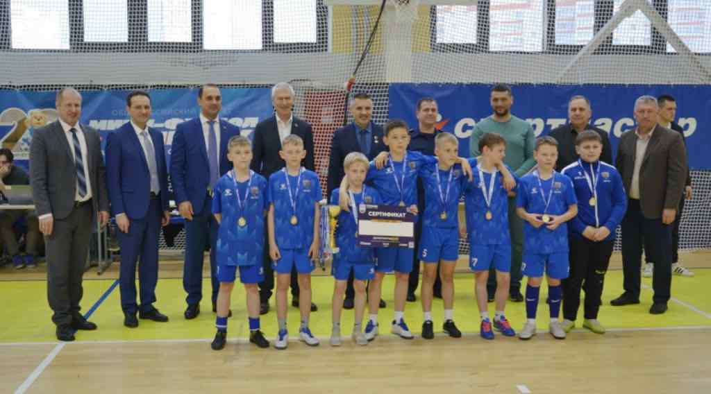 В Брянске определили победителей региональных финалов «Спортмастер-Кубка городов» по мини-футболу