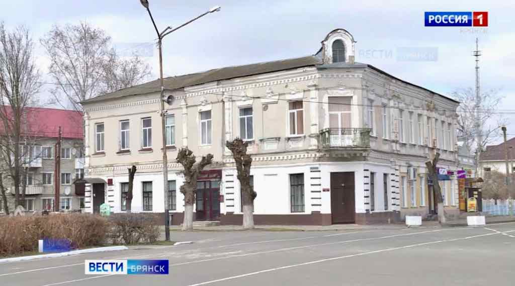 В Почепе завершают капремонт краеведческого музея