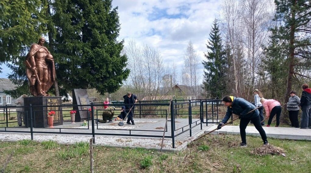 Акцию «Обелиск» провели в Карачевском районе