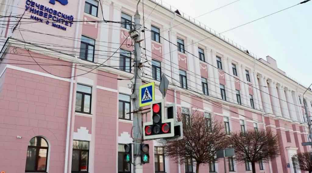 Председатель Брянской облдумы и ректор Сеченовского университета оценили ход строительства филиала