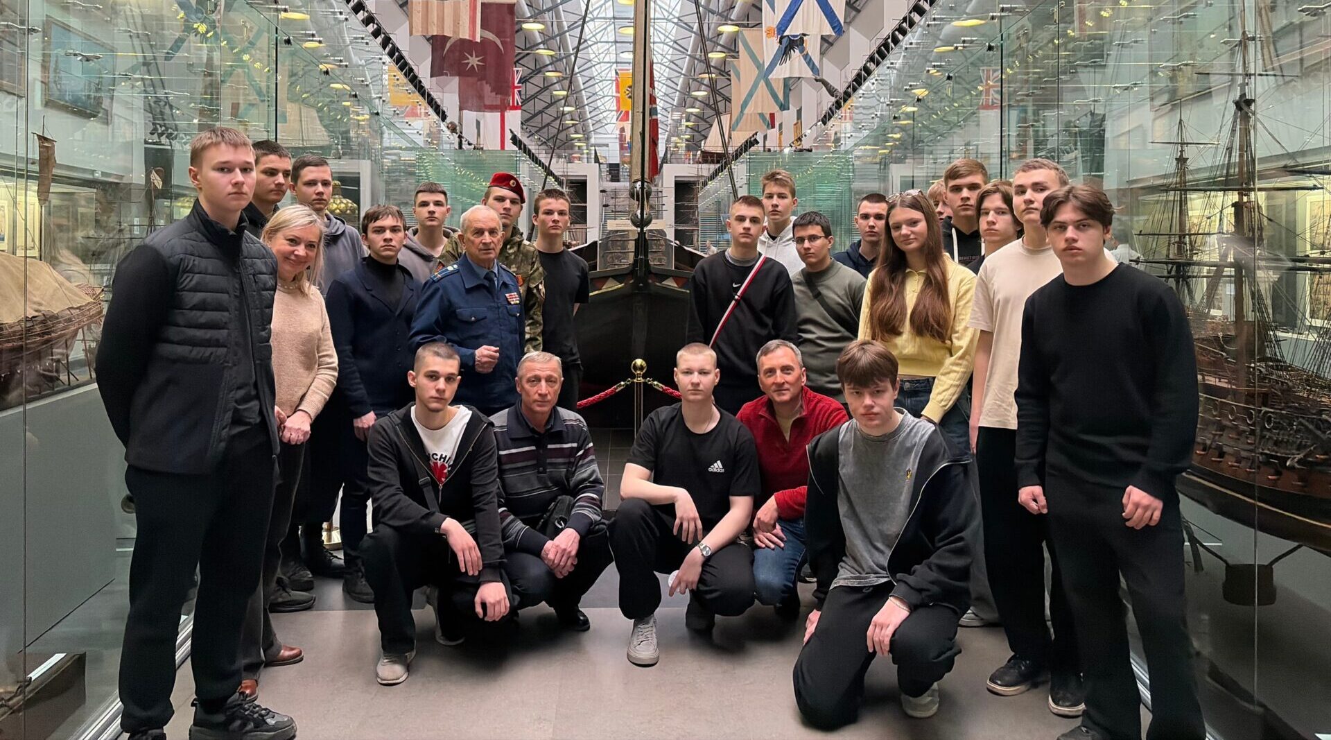 Брянские «резервисты» побывали в легендарной военно-морской академии