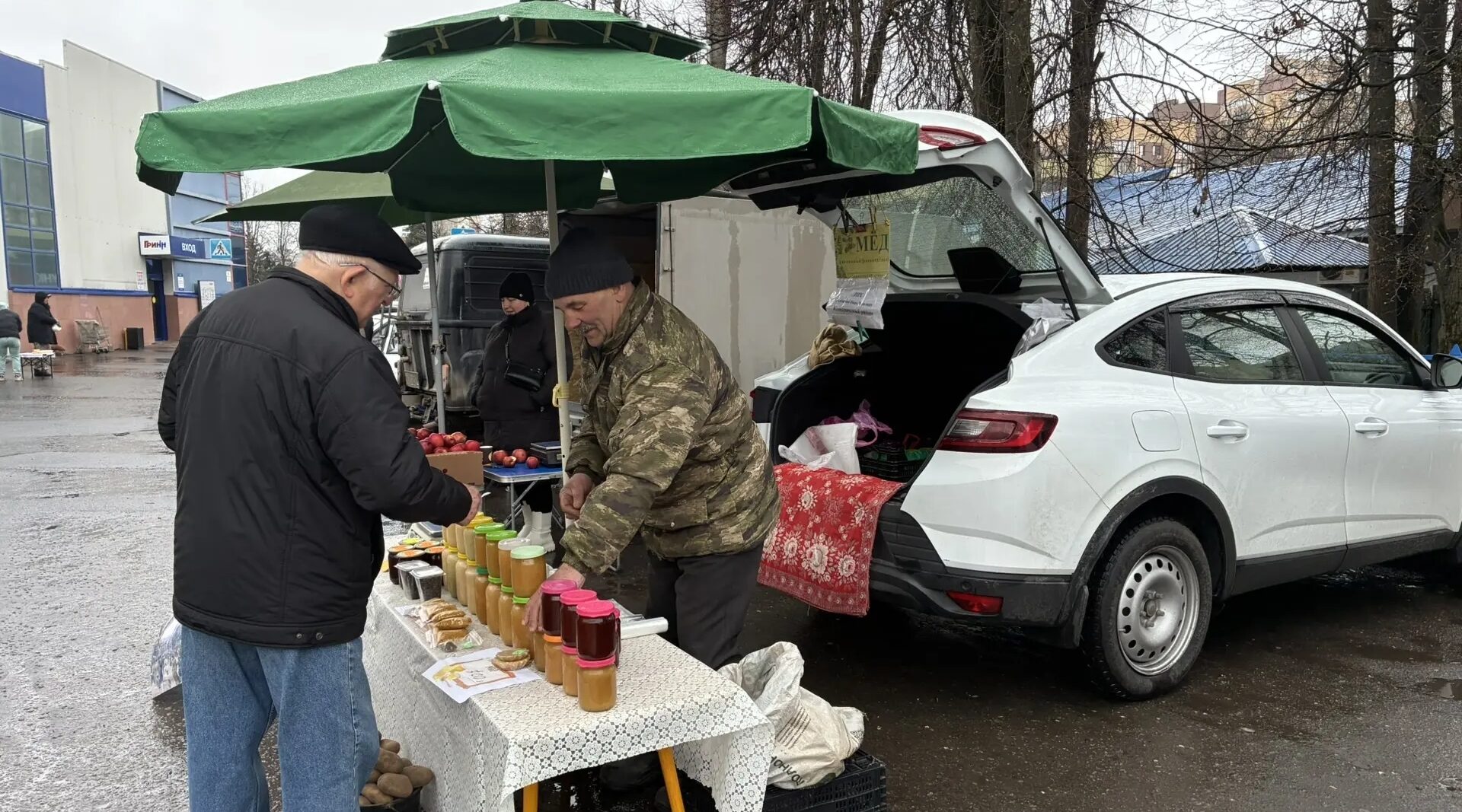 Ярмарки выходного дня в Брянске популярны у покупателей