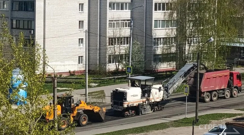 В Брянске ремонт дороги по Спартаковской ведётся без выходных и праздников