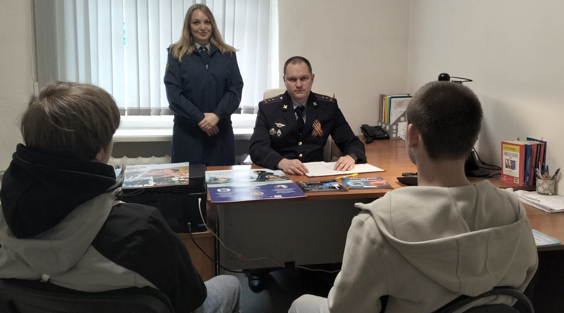С подростками Брянска провели правовую беседу