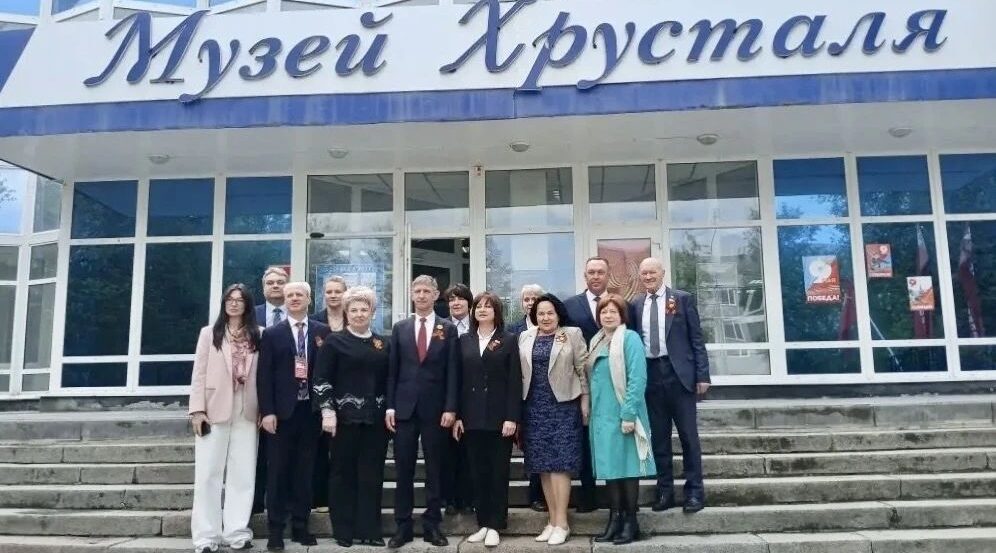 Актуальные темы социальной и образовательной сферы депутаты облдумы обсудили на выездном заседании