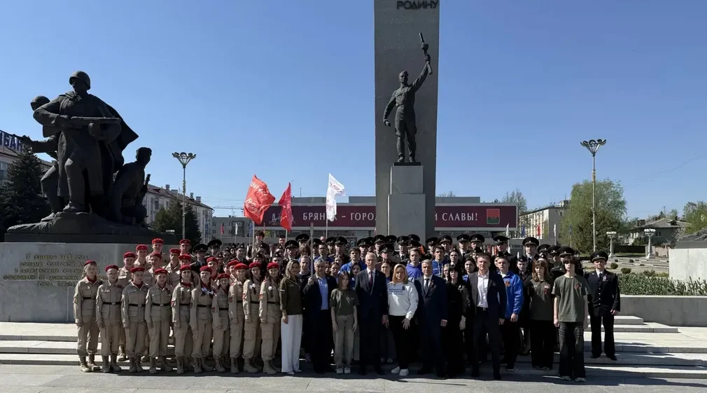 В Брянске на площади Партизан зажёгся «Огонь памяти»