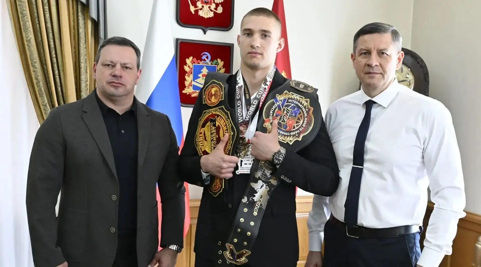Врио губернатора Егор Ковальчук поздравил с победой чемпиона мира Александра Горохова