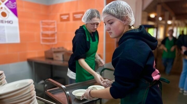 В ДОК «Лесной» открылась вторая профильная смена «Трудовой десант Брянщины»