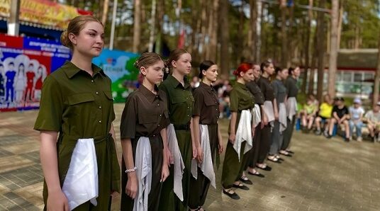 В лагере «Огонёк» под Брянском открылась профильная смен труда и отдыха
