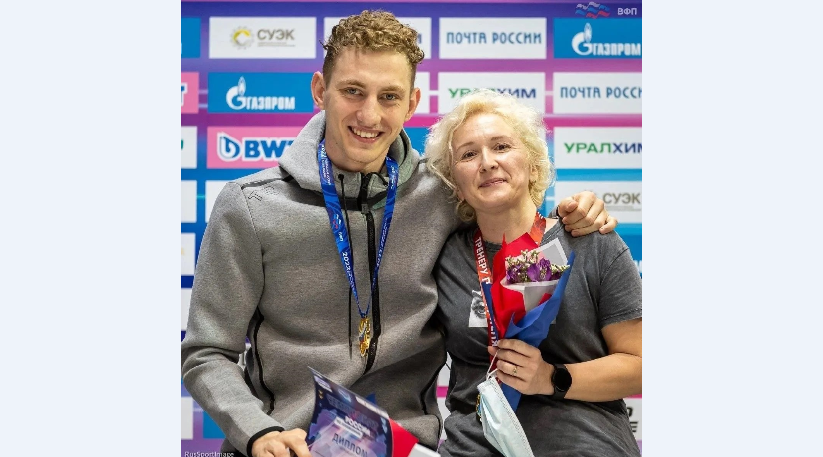 Егор Ковальчук поздравил Илью Бородина с победой на чемпионате России по плаванию
