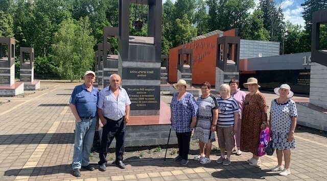 Члены клуба «Активное долголетие» Комаричского района посетили «Хацунь»