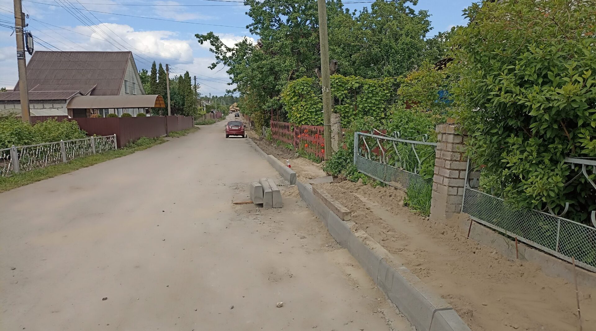 В посёлке Мичуринский начался капремонт дороги на улице Юбилейной