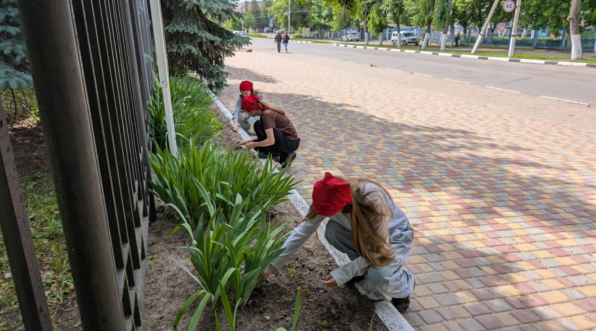 В Унечском районе летнюю подработку нашли 140 подростков