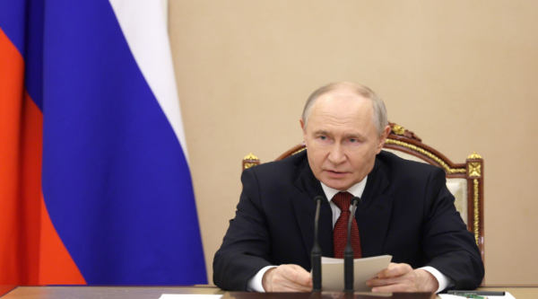 Владимир Путин взял под личный контроль ситуацию с обеспечением регионов топливом