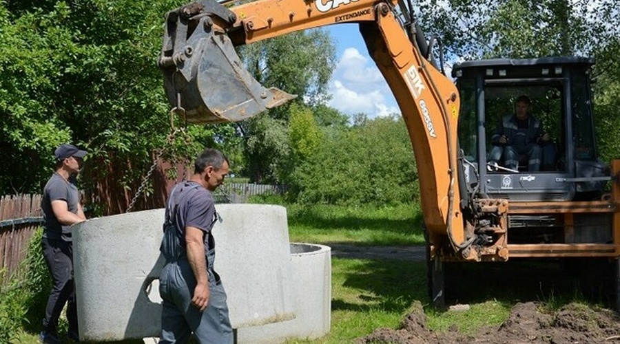Более 2,5 км новых водопроводных сетей проложено в Гордеевке Брянской области