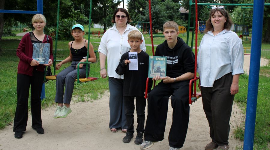 Карачевские библиотекари провели акцию ко Дню образования Брянской области