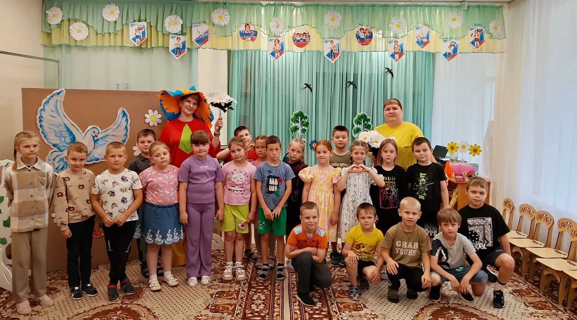 Дошкольники Жуковки провели праздник в честь Дня любви, семьи и верности