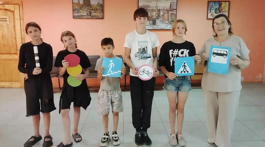 В брянских приграничных Алешковичах отметили День рождения светофора