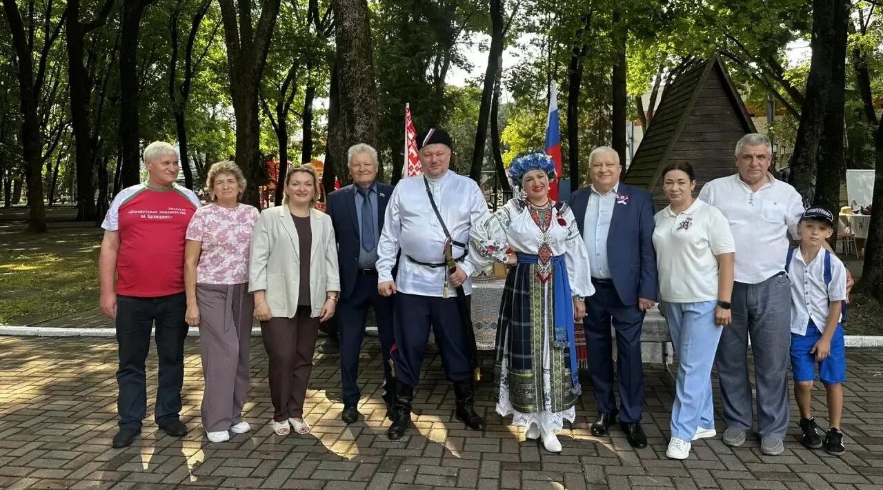 Брянцев приглашают на праздник в парк имени А.К. Толстого