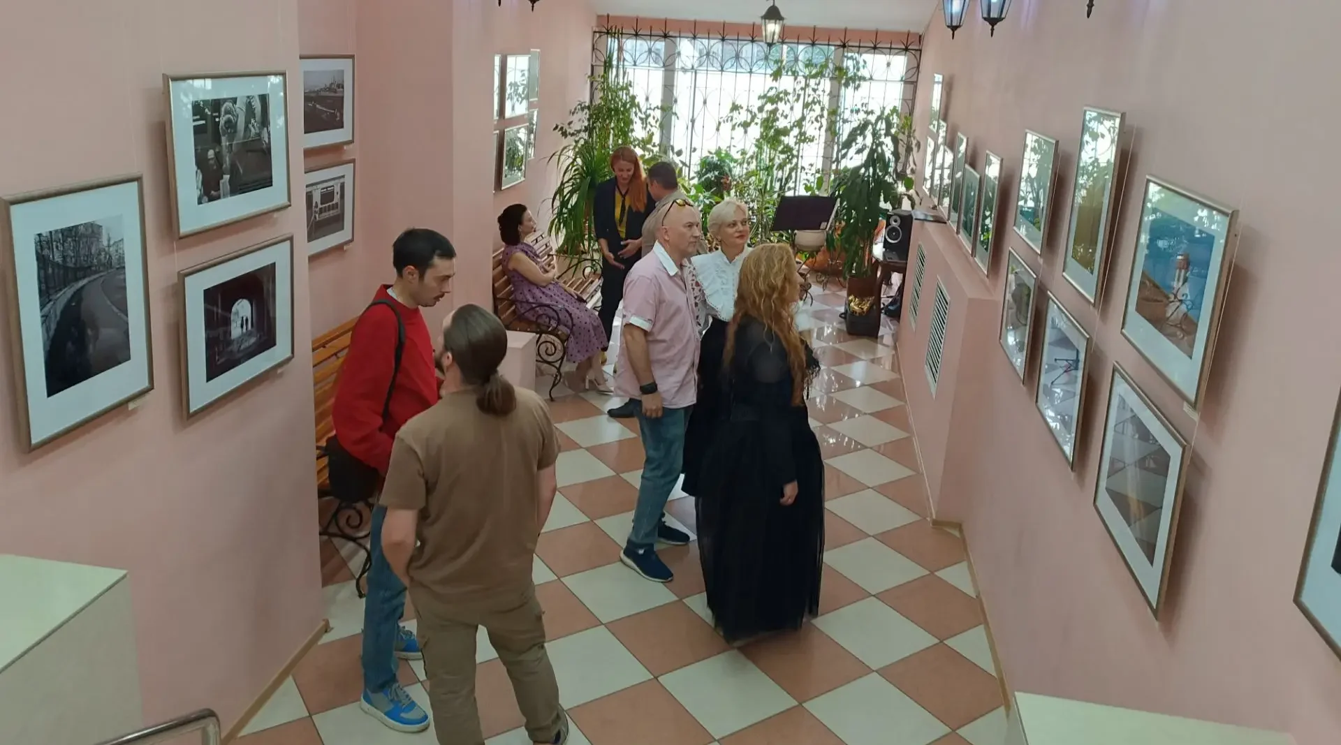 В Брянске начала работу выставка белгородского фотоклуба «Перспектива»