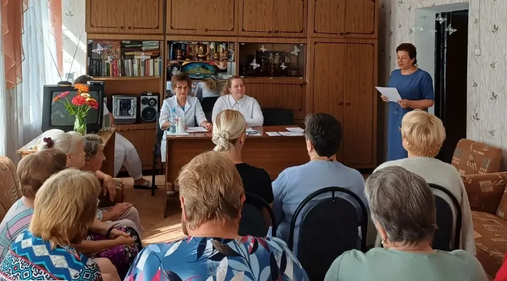 Врачи Погарской ЦРБ рассказали жителям, как сохранить сердце здоровым