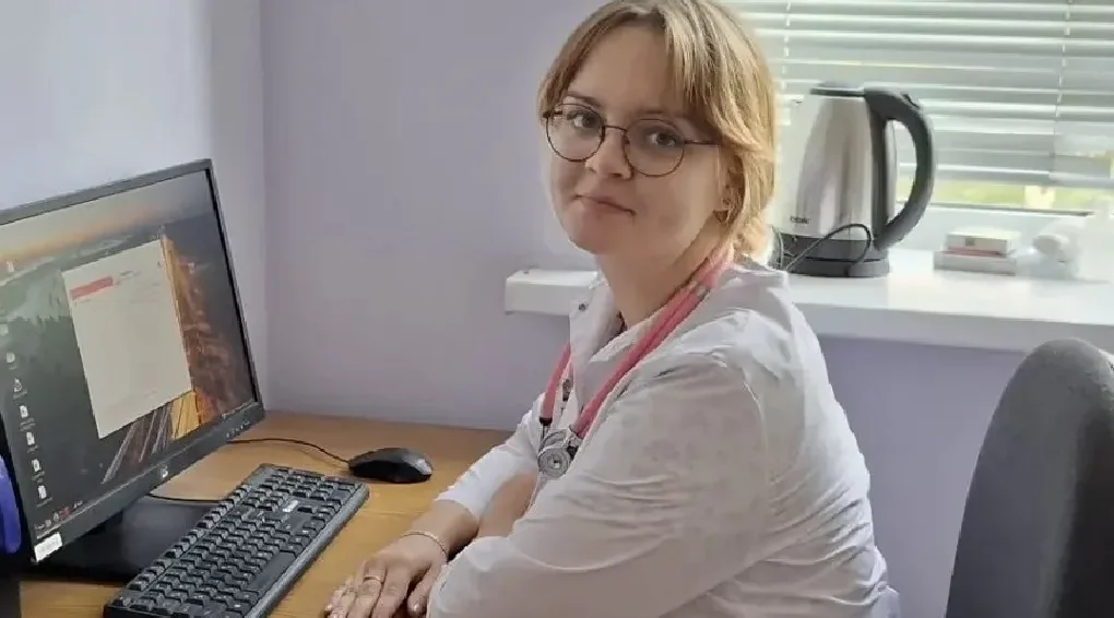 В больницу № 2 Брянска пришли три молодых специалиста
