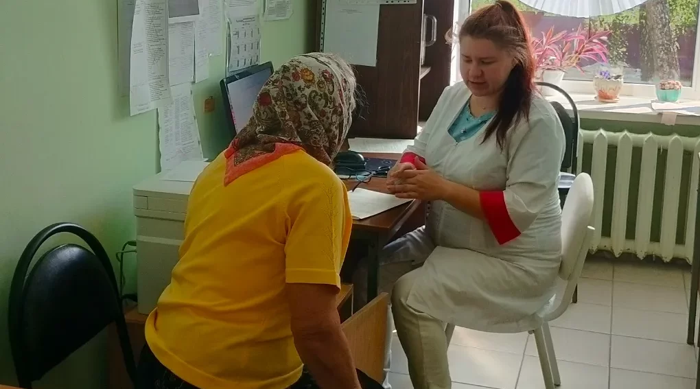 В Суражском районе провели медицинский осмотр для пациентов старшего возраста