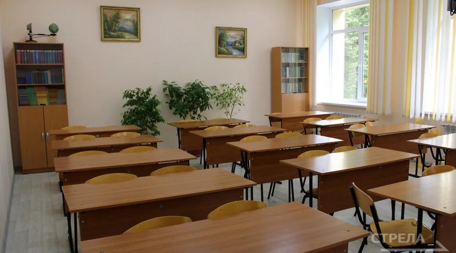В Брянске обновляют школы, спортзалы и бассейны: на капремонт направлено более 400 миллионов