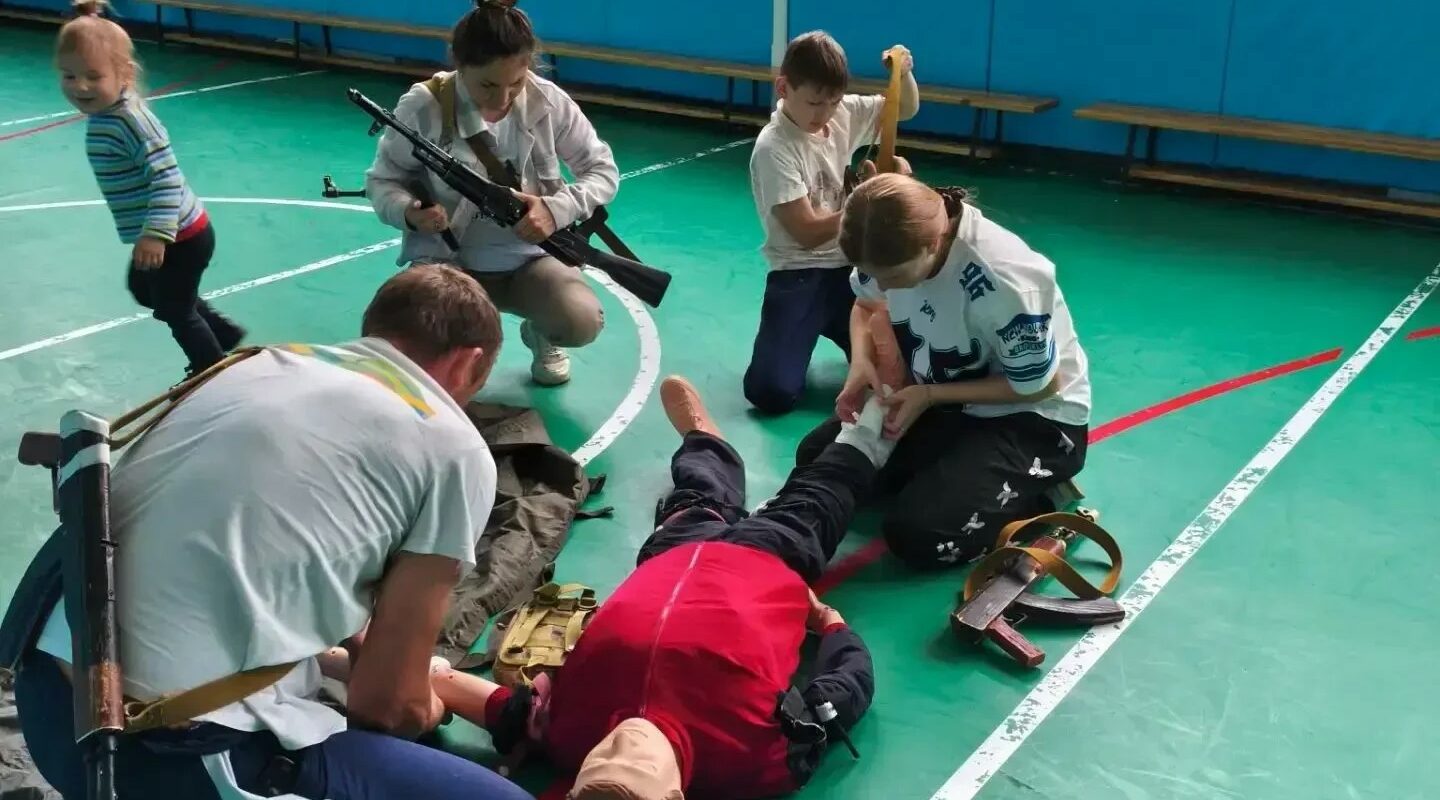 Брянская команда «Заря» готовится к финалу «Семейной зарницы»