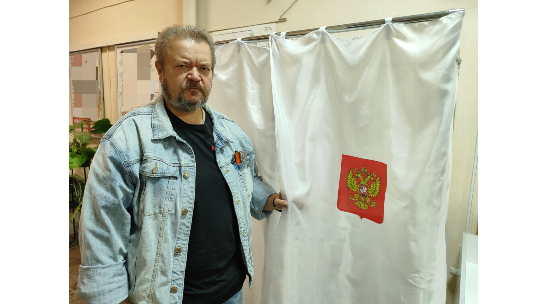 Художественный руководитель брянского ансамбля народной музыки «Ватага» сделал свой выбор