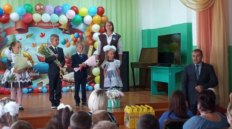 В Пальцовской школе пятеро детей стали первоклассниками