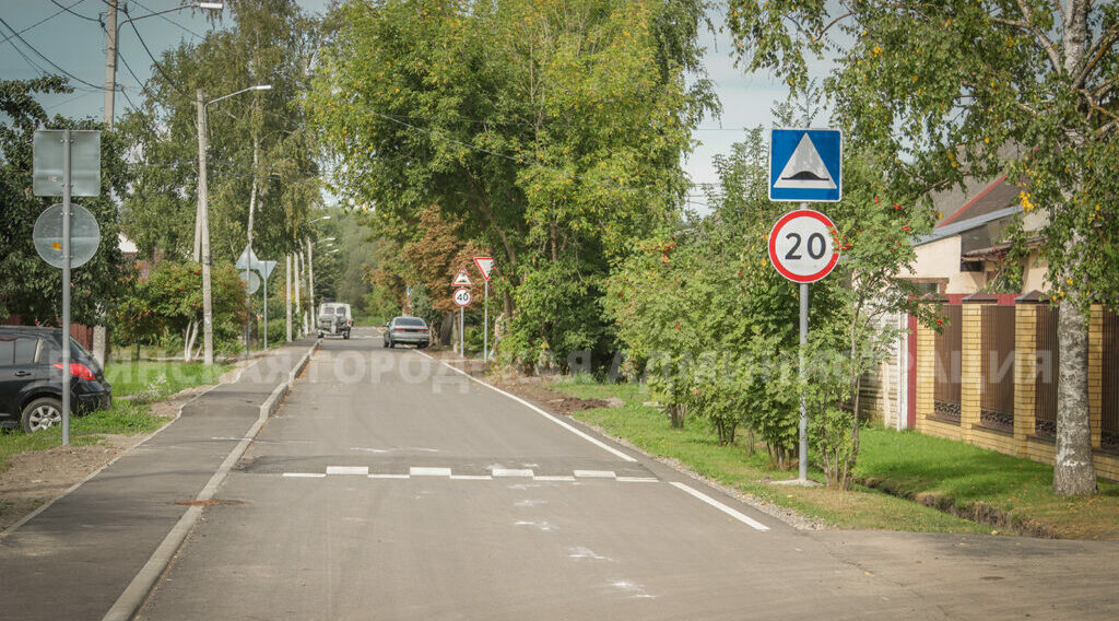 В Бежице завершается благоустройство переулка Северный