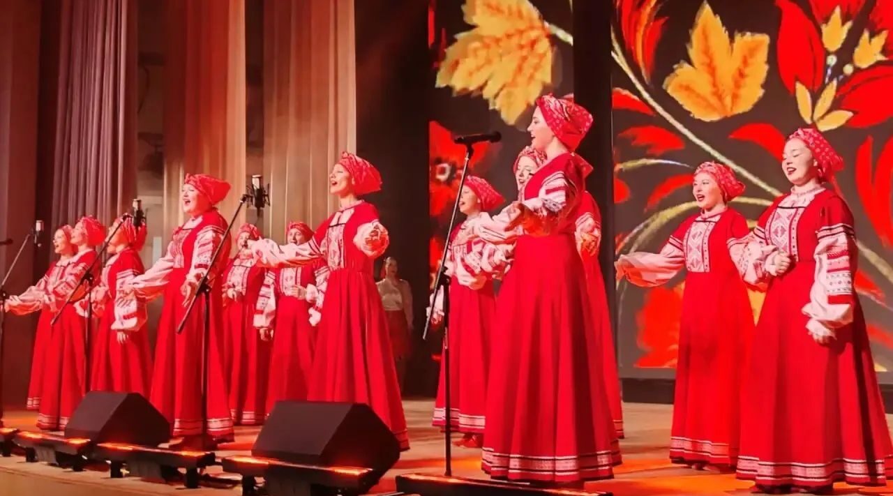 В Брянском областном колледже искусств отметили праздник